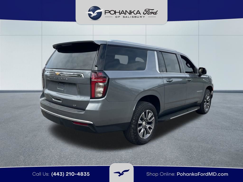 Used 2022 Chevrolet Suburban LT w/ Luxury Package image 5