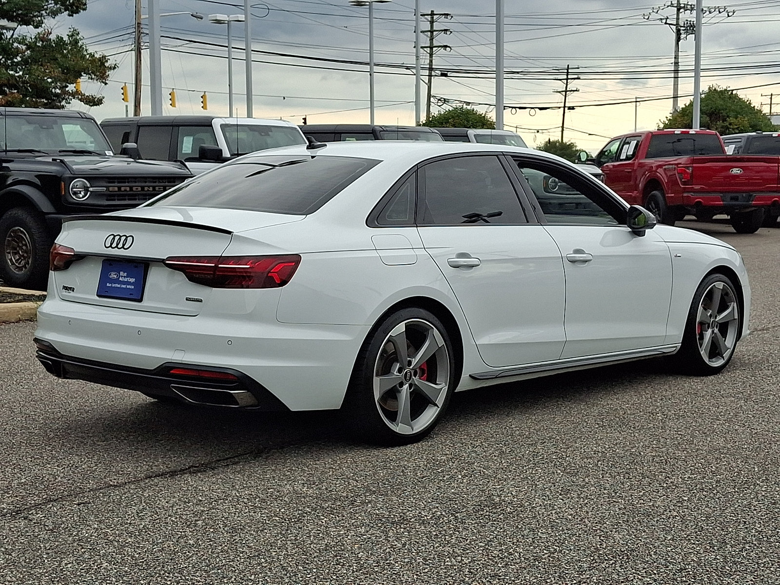 Used 2024 Audi A4 2.0T Premium Plus w/ Premium Plus Package AWD/4WD image 11