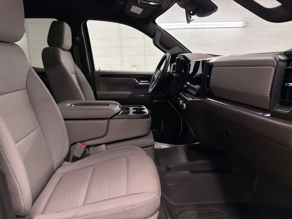 Used 2023 GMC Sierra 1500 SLE RWD image 43