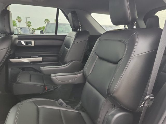 Certified 2023 Ford Explorer XLT w/ Equipment Group 202A RWD image 16