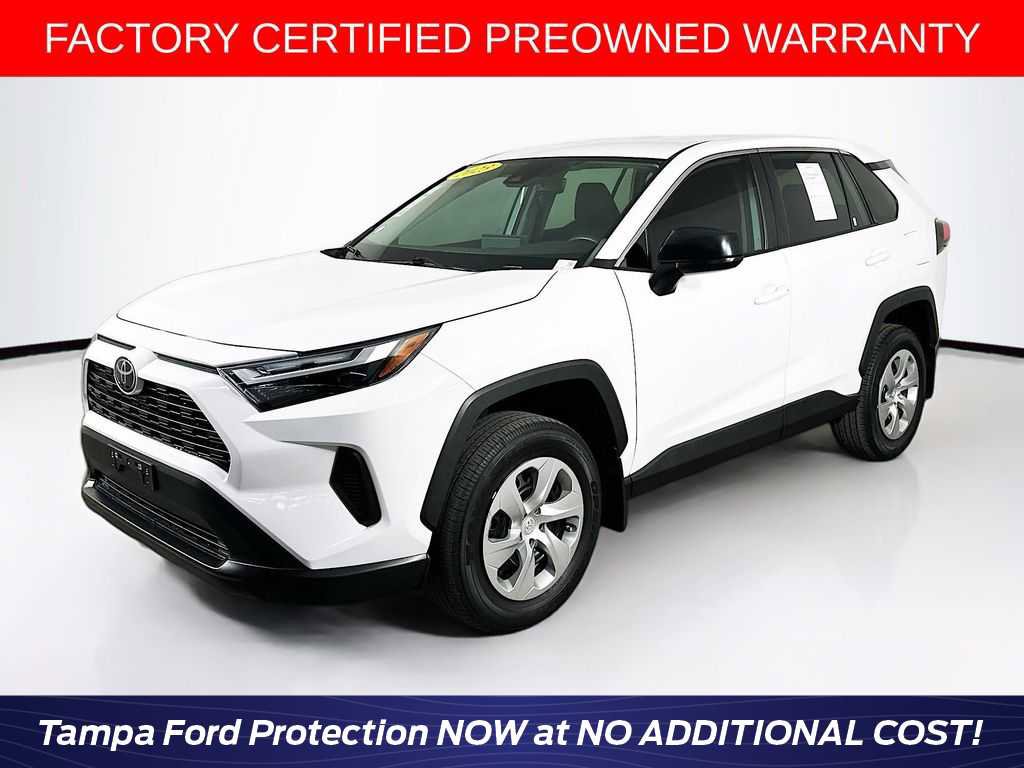 Used 2023 Toyota RAV4 LE image 1