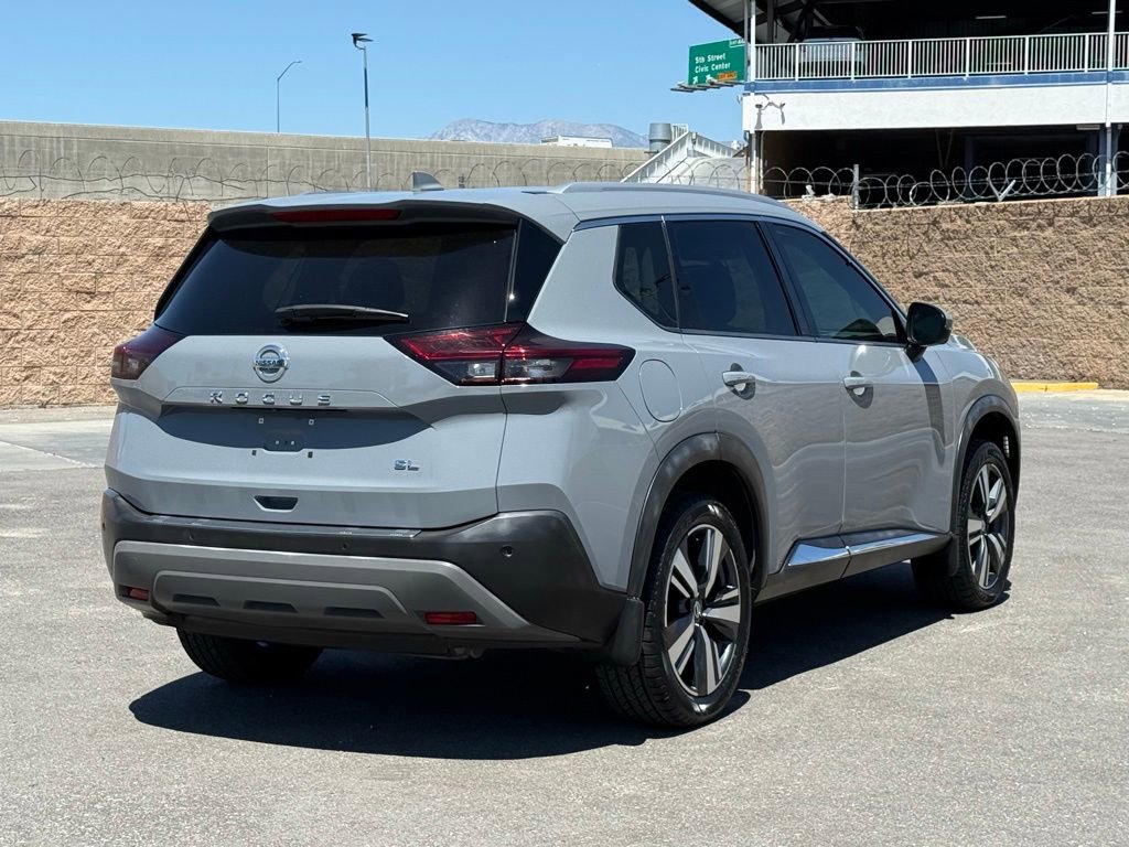 Used 2021 Nissan Rogue SL w/ Premium Package FWD image 4