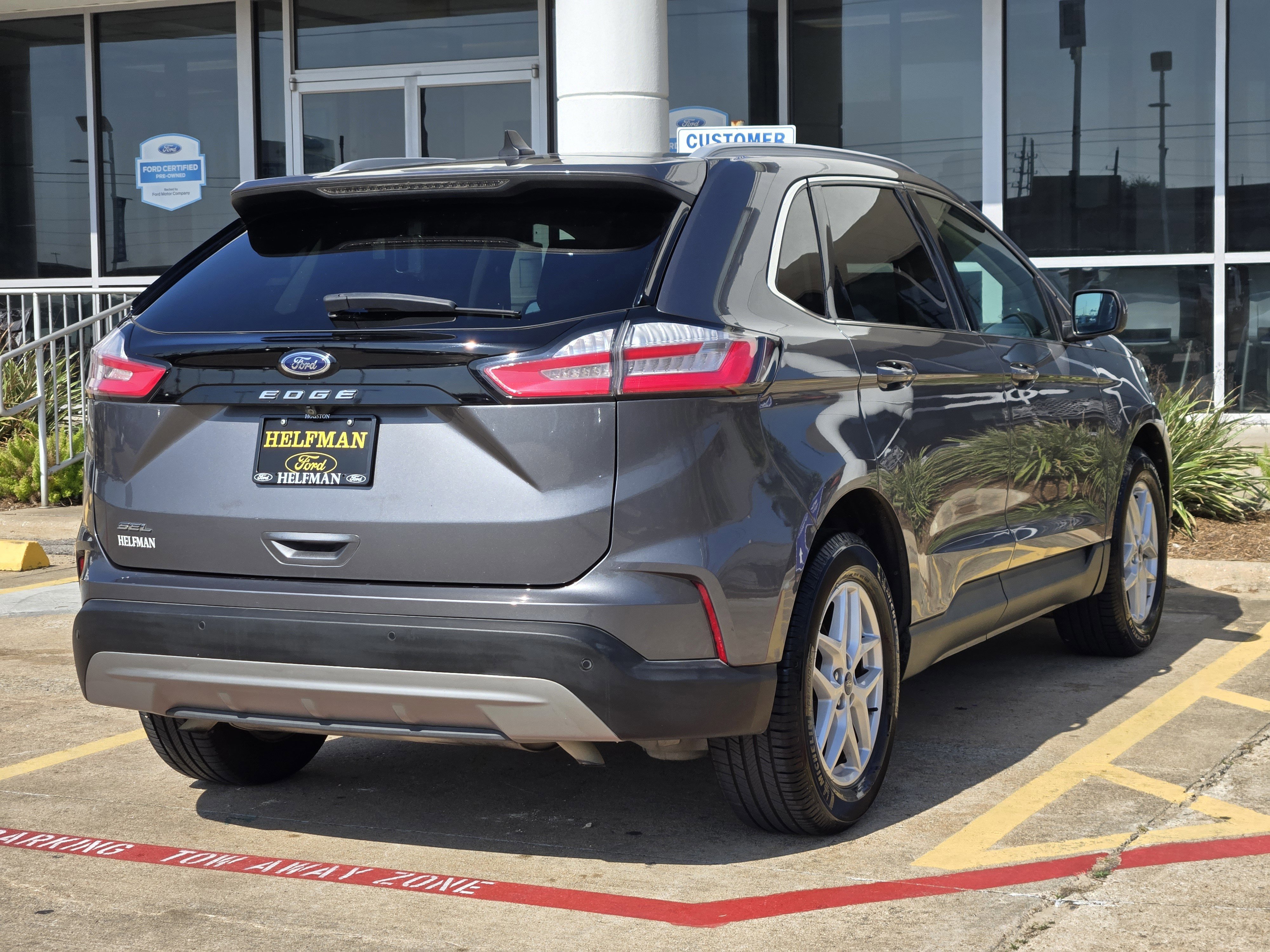 Certified 2021 Ford Edge SEL image 3