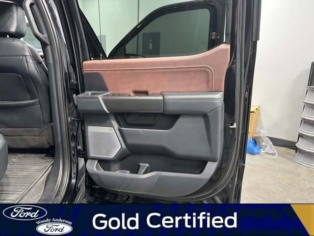 Certified 2023 Ford F150 Lariat w/ Equipment Group 502A High image 33