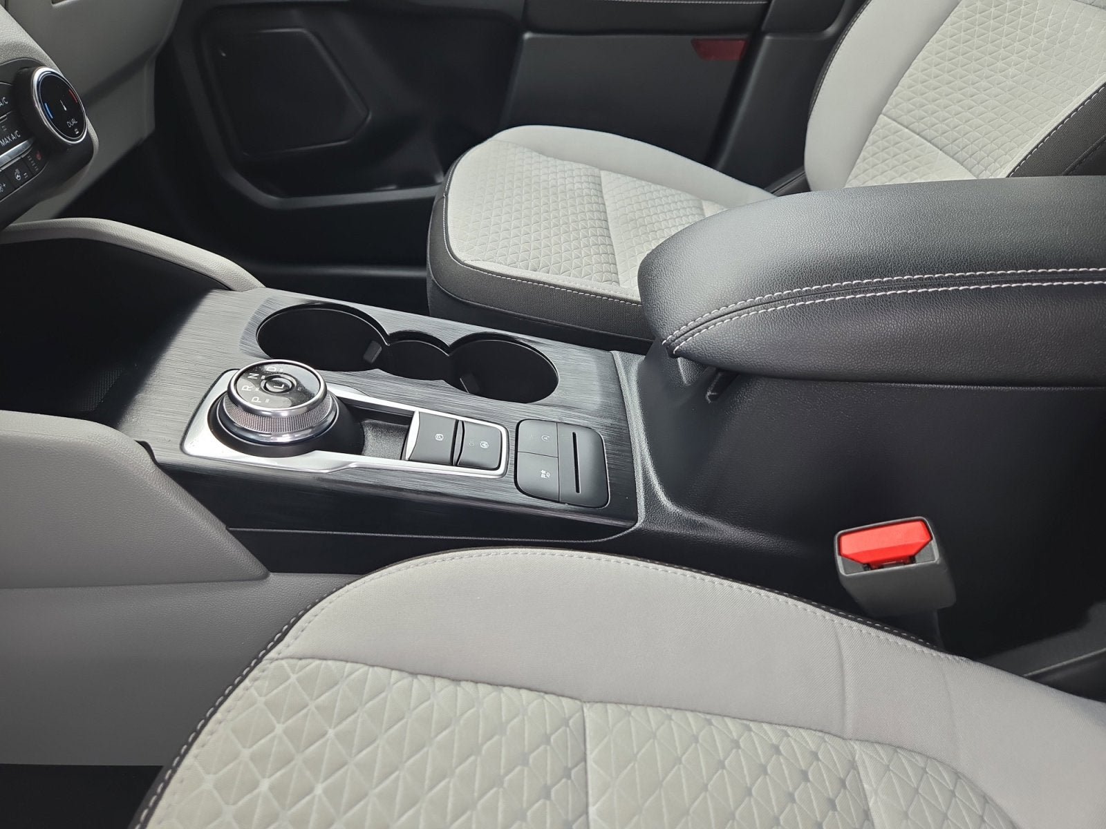 Certified 2023 Ford Escape Active AWD/4WD image 21
