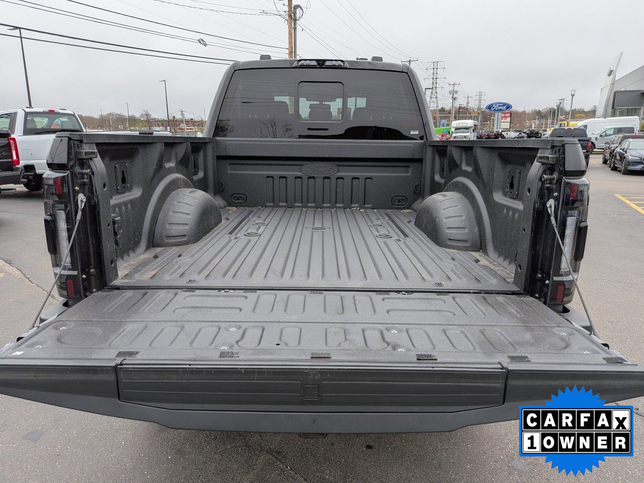 Certified 2022 Ford F350 Lariat w/ Tremor Off-Road Package AWD/4WD image 14