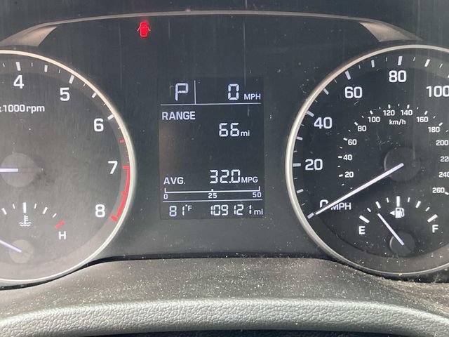 Used 2017 Hyundai Elantra SE FWD image 9