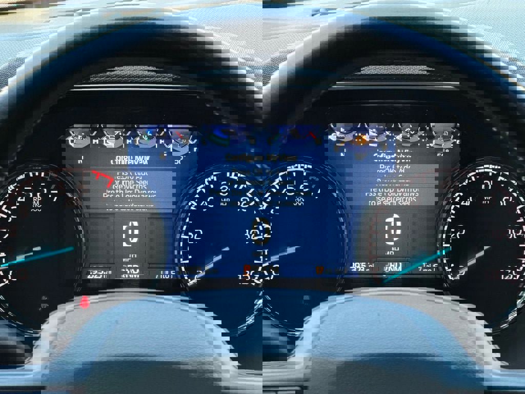 Certified 2022 Ford F150 Lariat w/ Equipment Group 502A High image 31