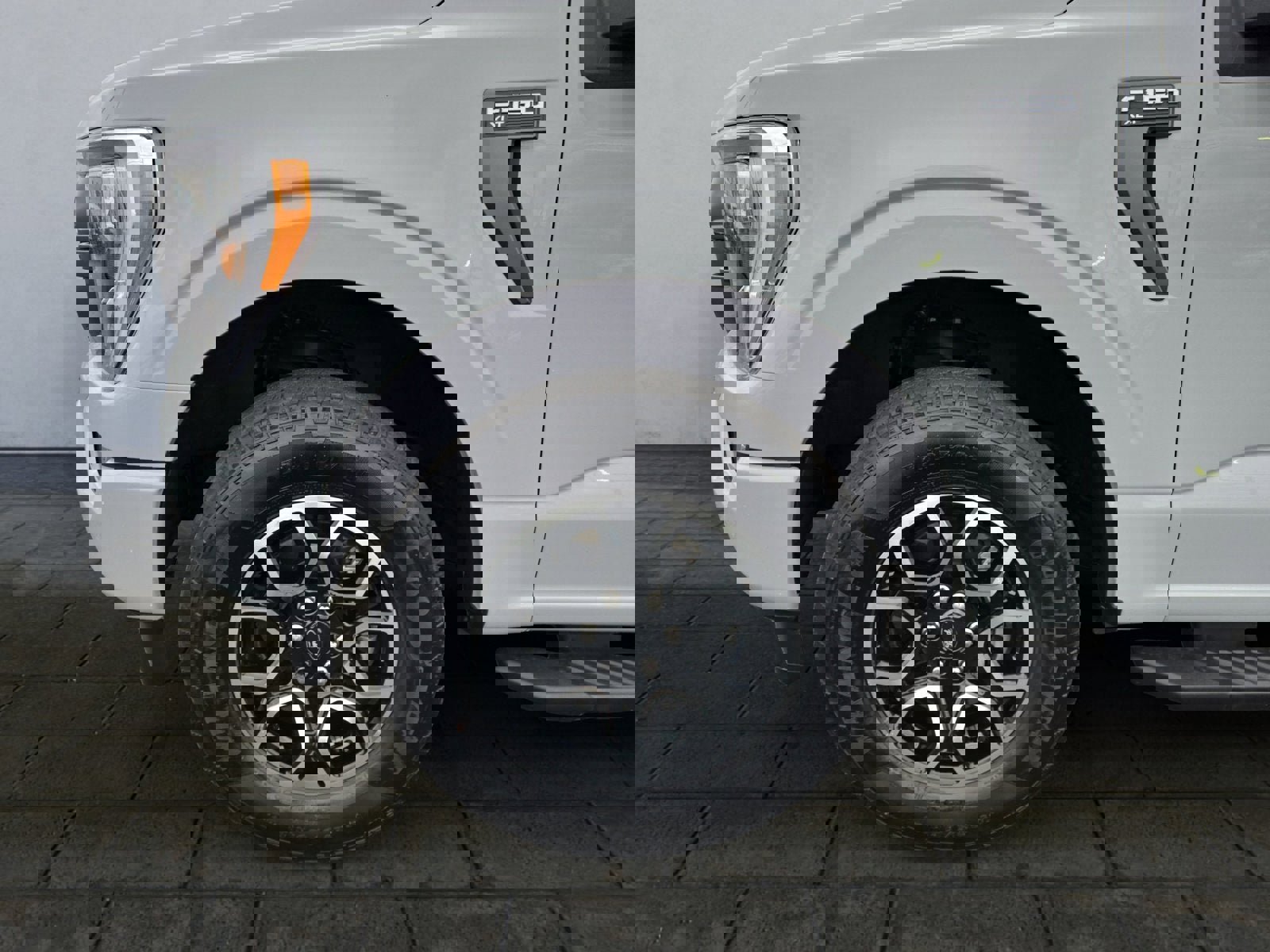 Certified 2023 Ford F150 XLT w/ Equipment Group 302A High image 26