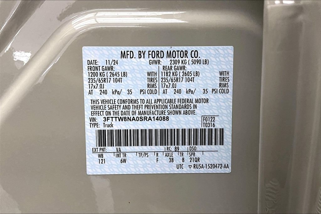 Certified 2025 Ford Maverick Tremor AWD/4WD image 36