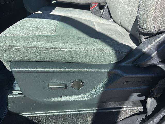 Certified 2025 Ford F250 XLT AWD/4WD image 12