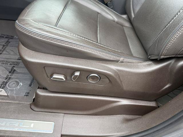 Used 2021 GMC Yukon XL Denali w/ Denali Premium Package AWD/4WD image 38