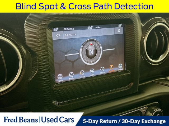 Used 2020 Jeep Wrangler Unlimited Sahara image 17