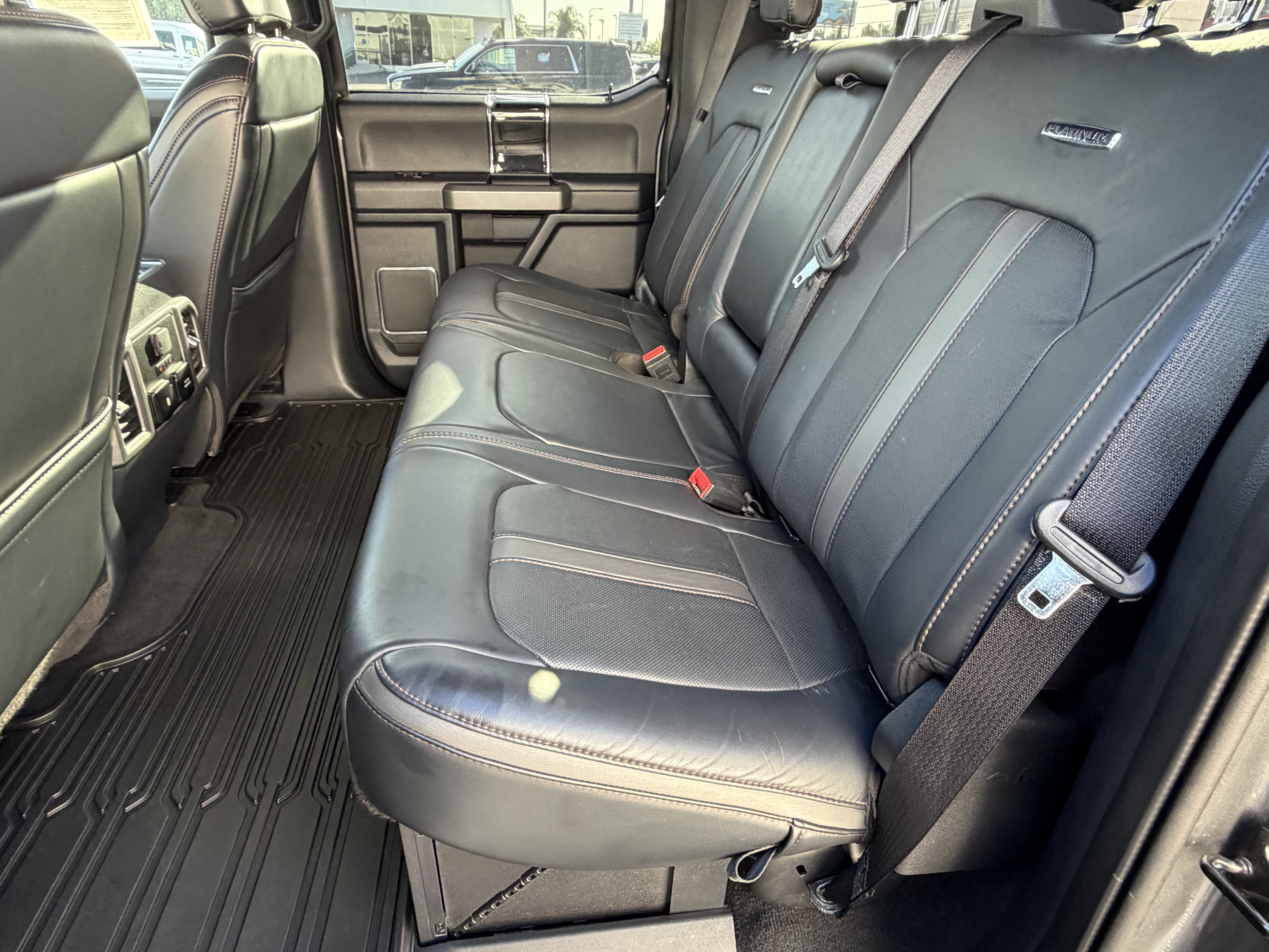 Certified 2022 Ford F250 Platinum image 21