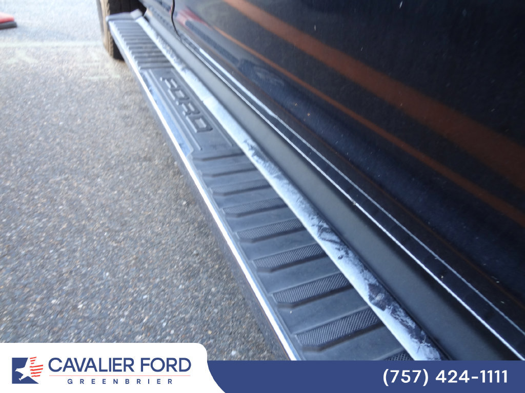 Certified 2022 Ford F250 XLT w/ XLT Premium Package AWD/4WD image 16