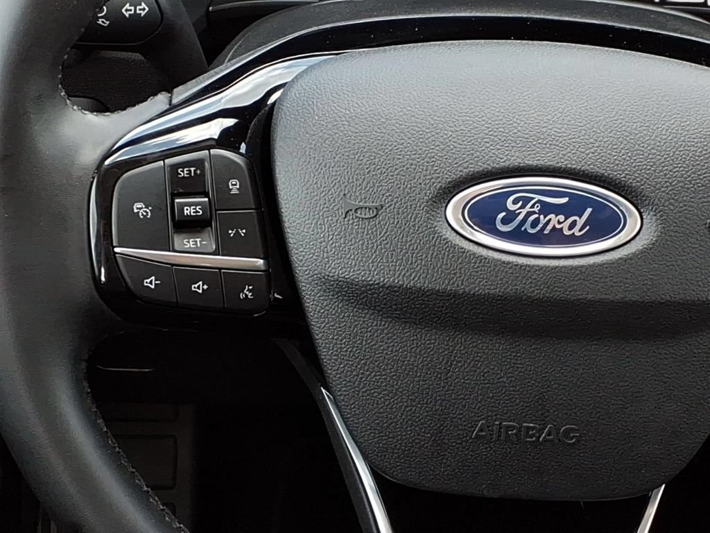 Certified 2023 Ford Escape Platinum w/ Premium Technology Package AWD/4WD image 10