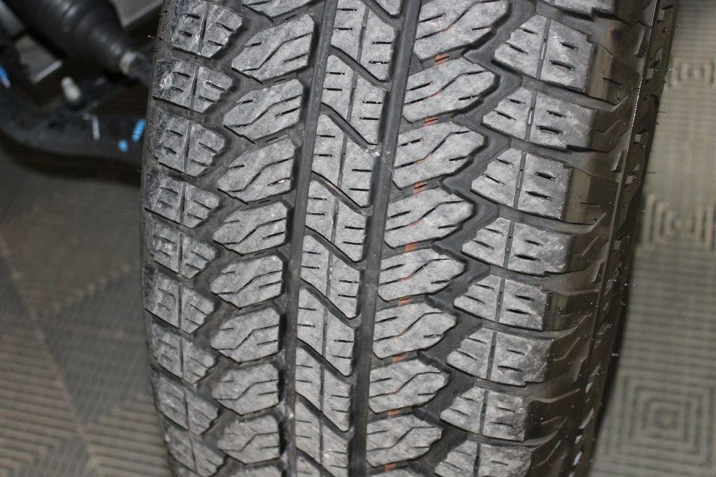 Used 2025 Chevrolet Silverado 1500 Custom Trail Boss w/ LPO, Dark Essentials Package image 23