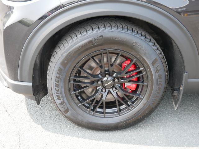 Certified 2025 Ford Explorer ST AWD/4WD image 9