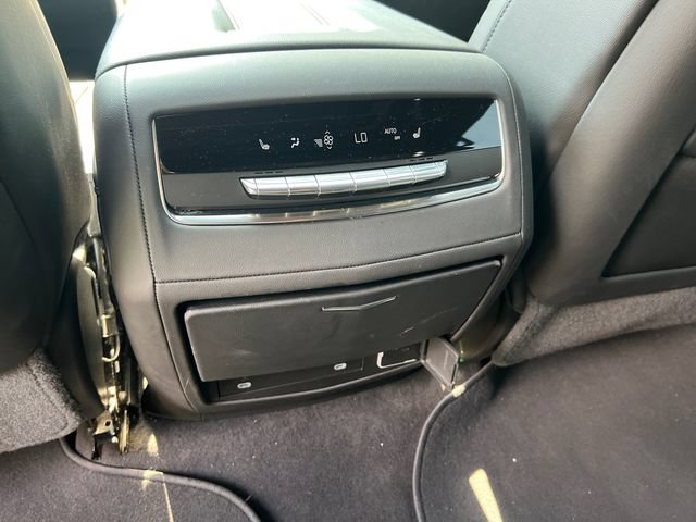 Used 2023 Cadillac Escalade ESV Sport AWD/4WD image 30