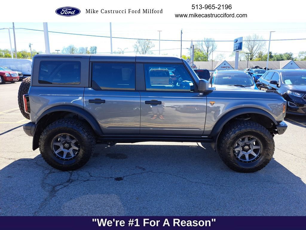 Certified 2023 Ford Bronco Badlands w/ Sasquatch Package image 2