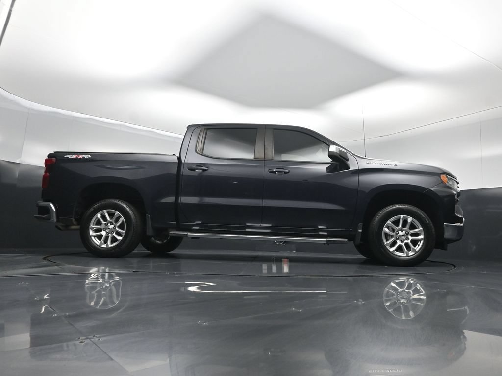 Used 2023 Chevrolet Silverado 1500 LT AWD/4WD image 43