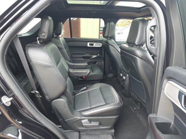 Certified 2020 Ford Explorer Limited w/ Class III Trailer Tow Package AWD/4WD image 12