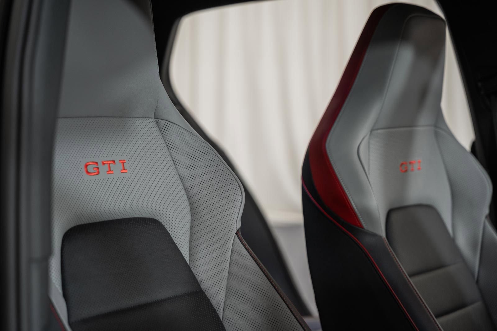 Used 2024 Volkswagen GTI Autobahn image 37