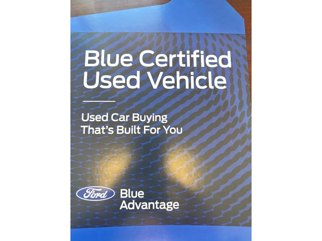 Used 2019 Cadillac XT4 Premium Luxury image 2