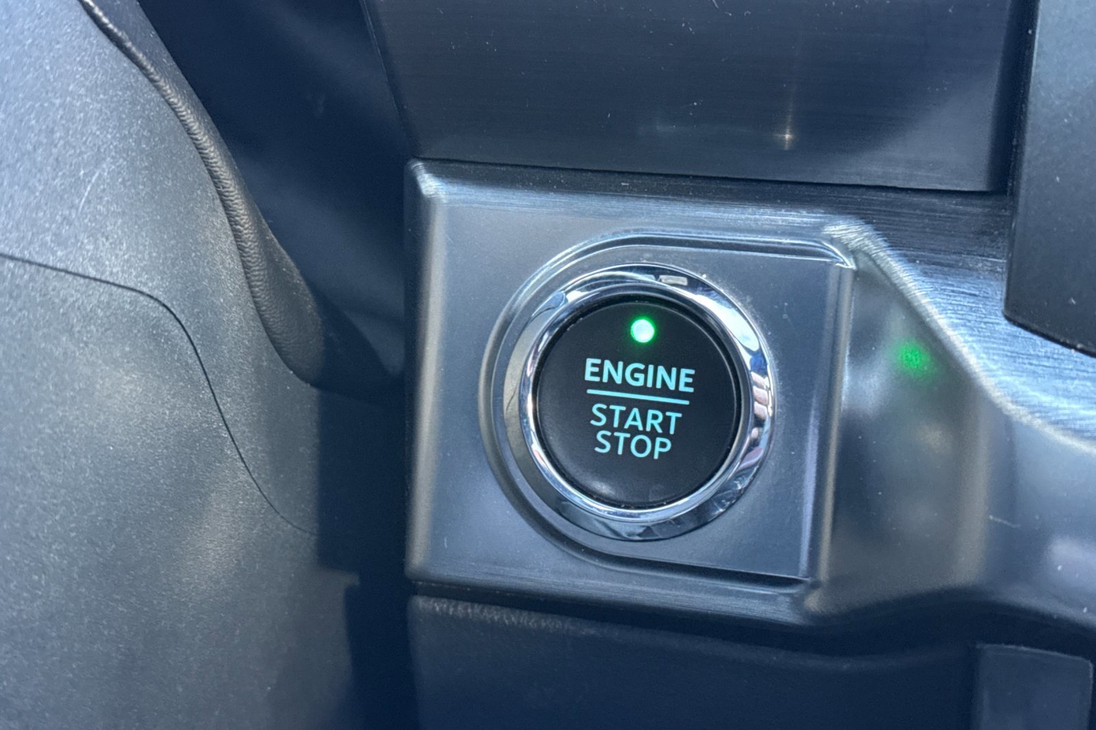 Certified 2023 Ford F150 Lariat w/ Equipment Group 502A High image 22