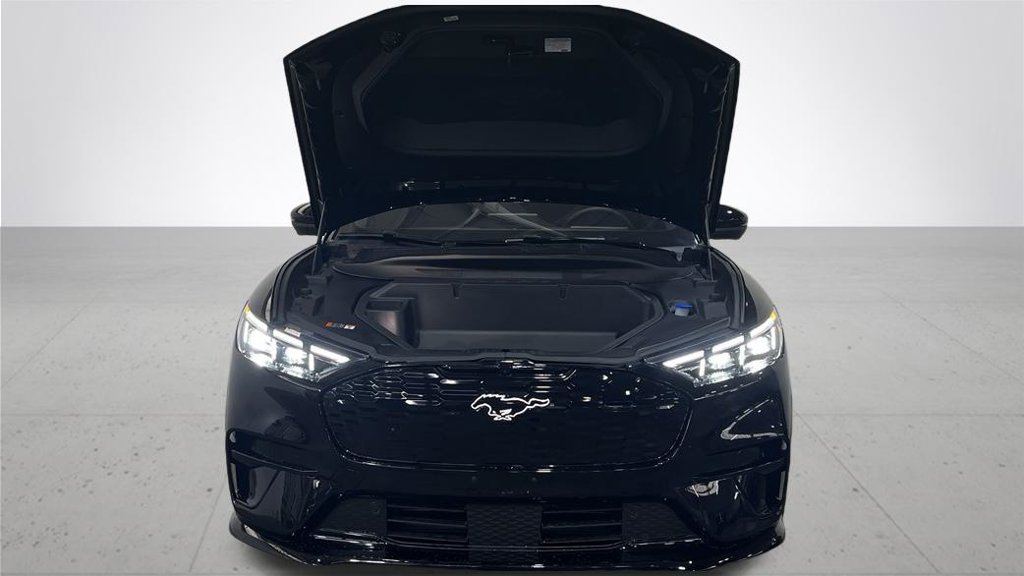 Certified 2025 Ford Mustang Mach-E GT AWD/4WD image 5