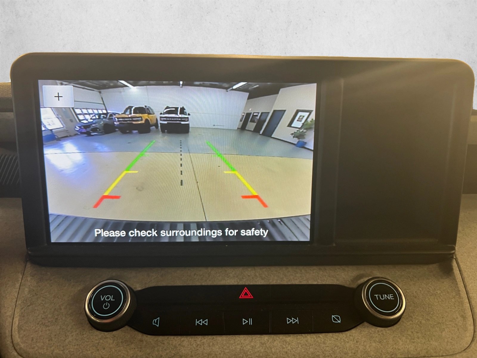 Certified 2022 Ford Maverick XLT w/ XLT Luxury Package FWD image 17