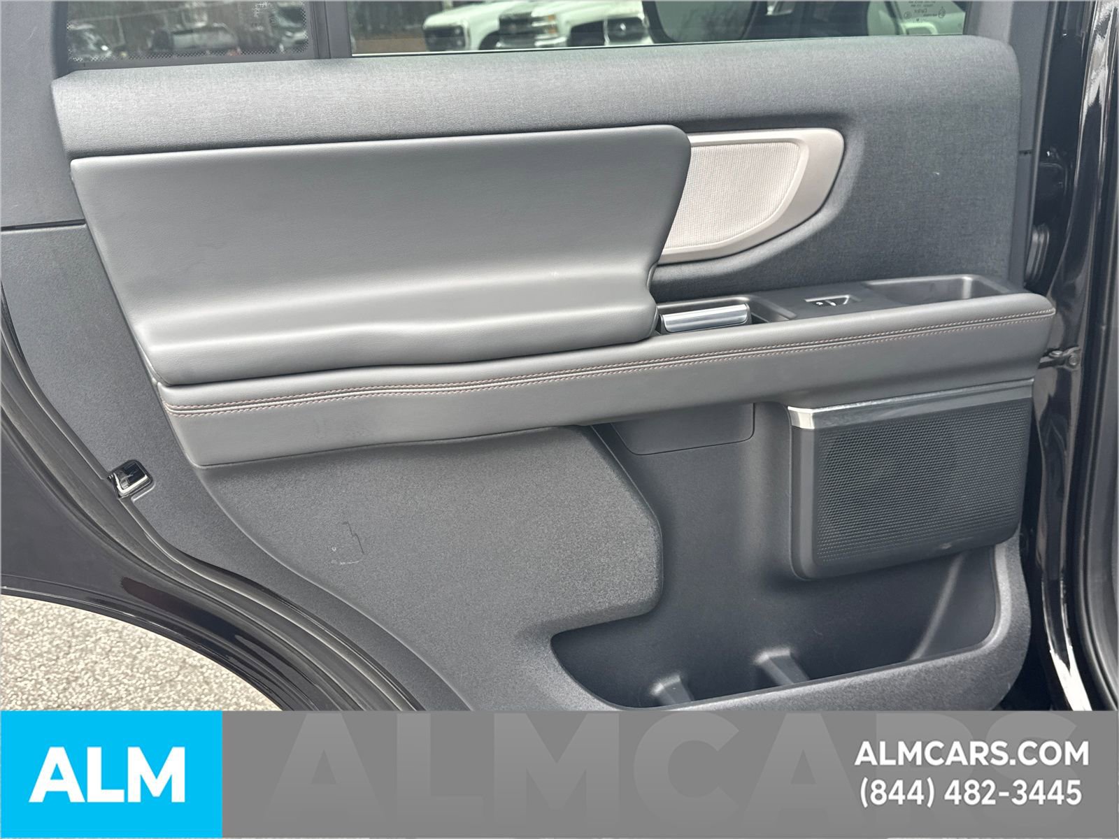 Certified 2025 Ford Expedition Active image 28