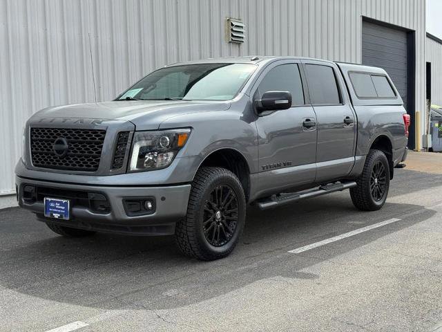 Used 2019 Nissan Titan SV w/ SV Convenience Package image 7