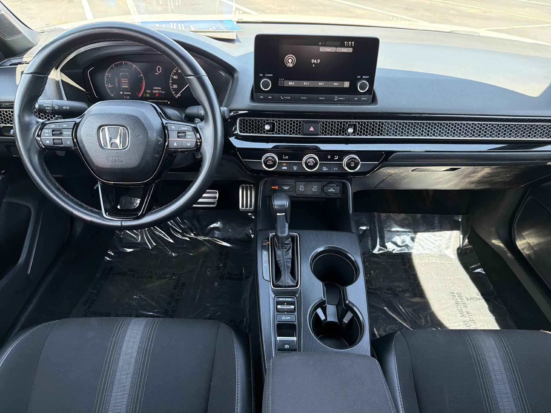 Used 2025 Honda Civic Sport image 2