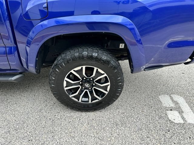 Used 2022 Toyota Tacoma TRD Sport AWD/4WD image 71