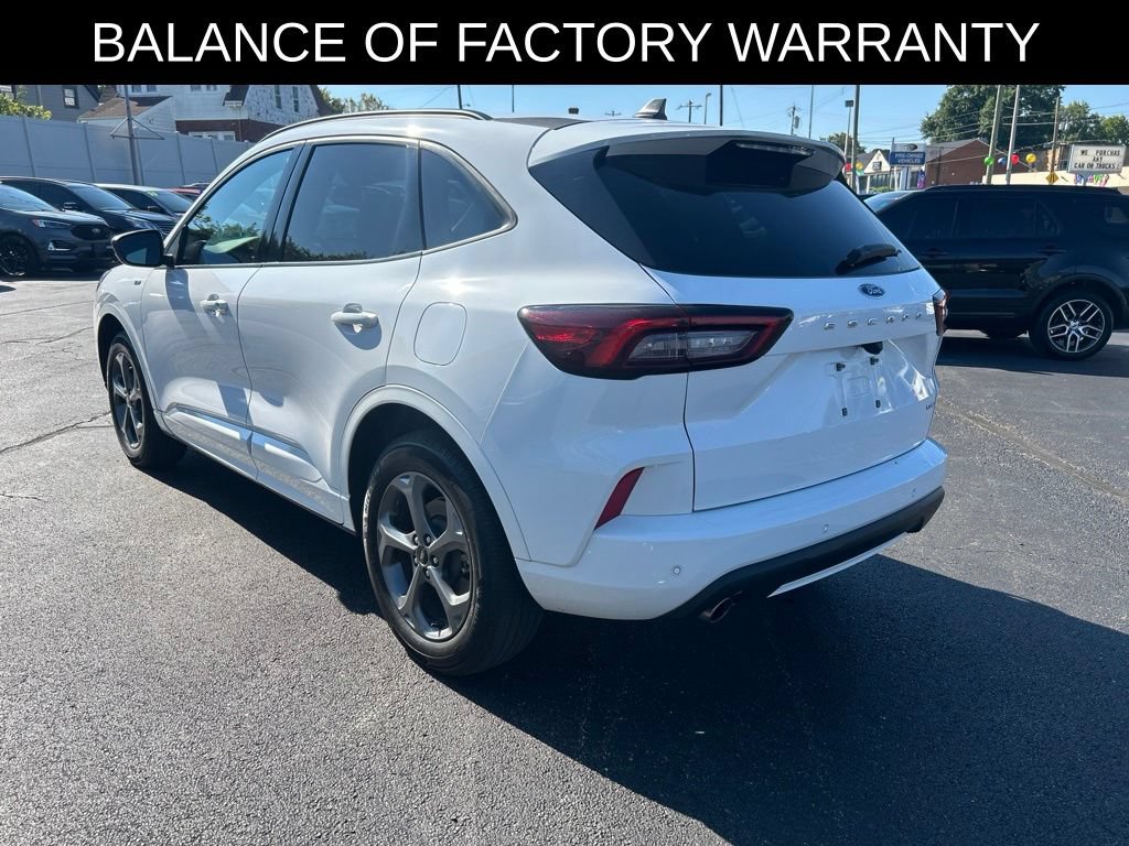 Certified 2023 Ford Escape ST-Line w/ Tech Pack #1 AWD/4WD image 3