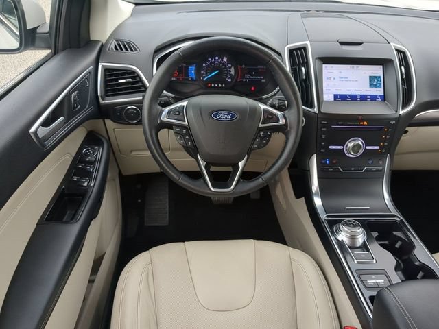 Certified 2019 Ford Edge Titanium w/ Equipment Group 301A FWD image 16