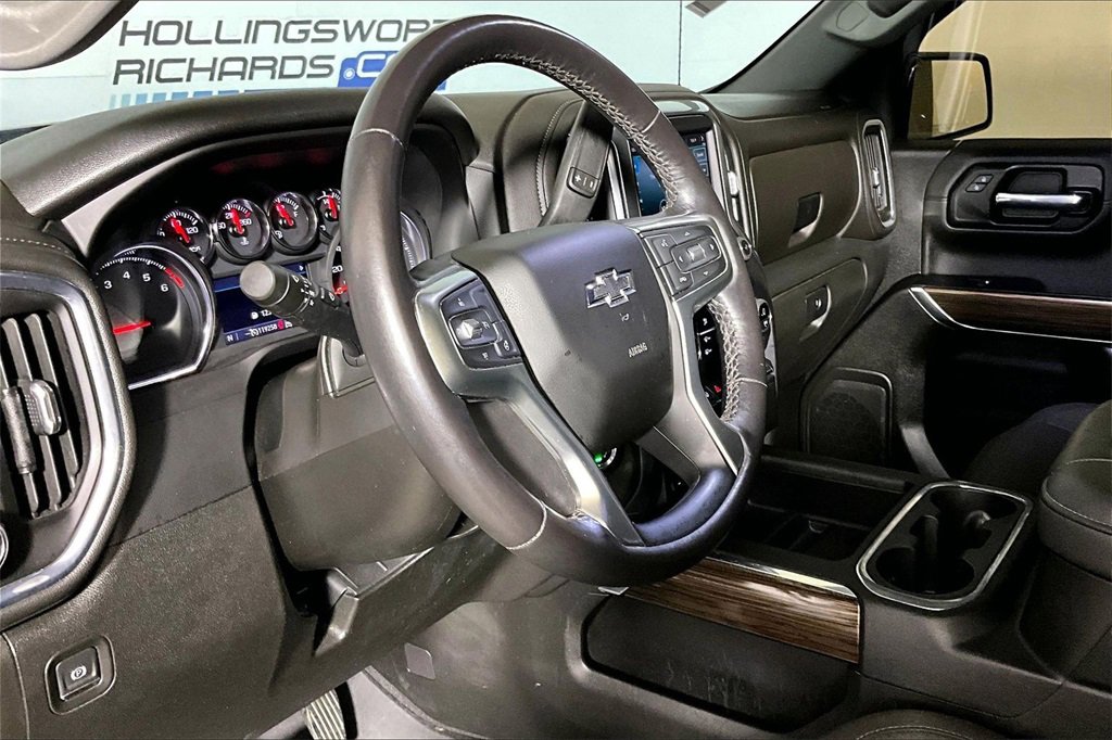 Used 2021 Chevrolet Silverado 1500 LT Trail Boss w/ Bed Protection Package image 10