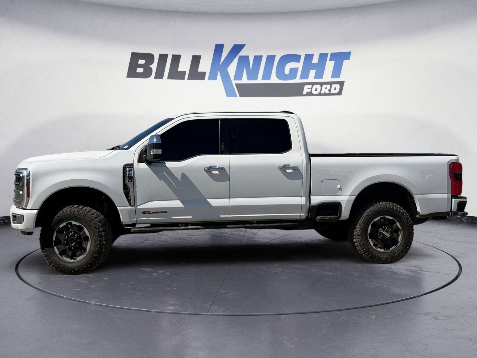 Certified 2024 Ford F250 Platinum w/ Tremor Off-Road Package AWD/4WD image 2