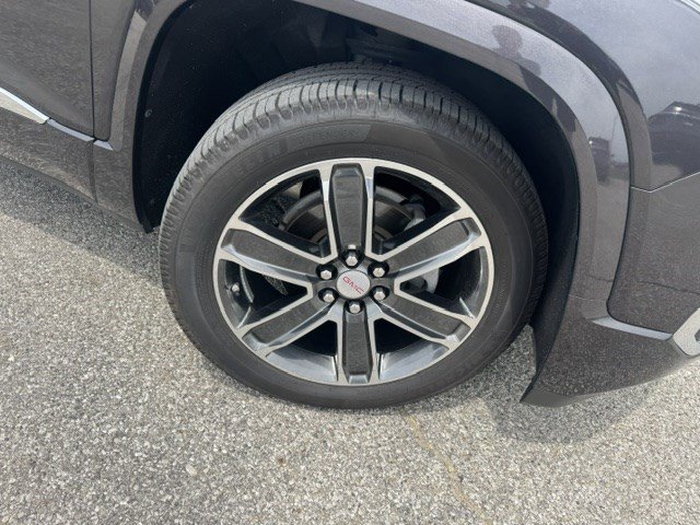 Used 2018 GMC Acadia Denali w/ Technology Package AWD/4WD image 41