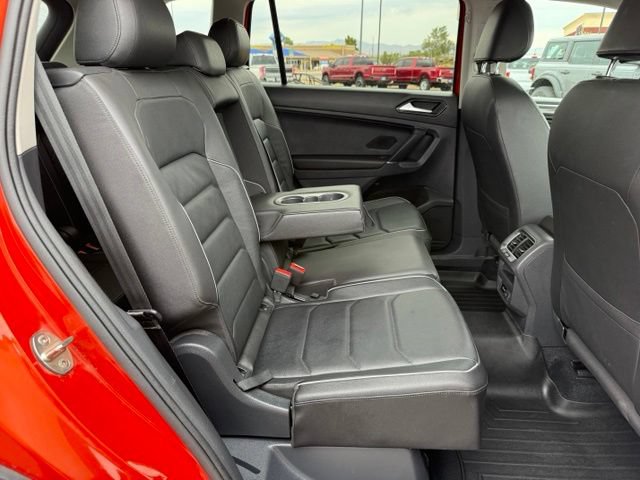 Used 2018 Volkswagen Tiguan SEL Premium FWD image 37
