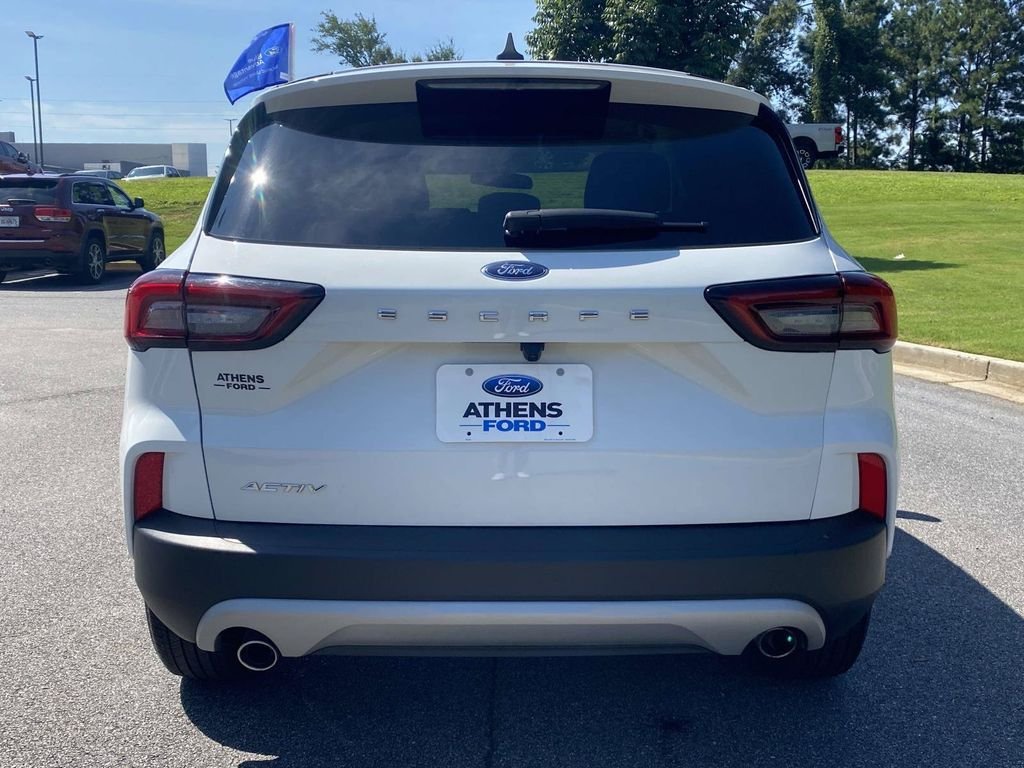 Certified 2025 Ford Escape Active FWD image 4