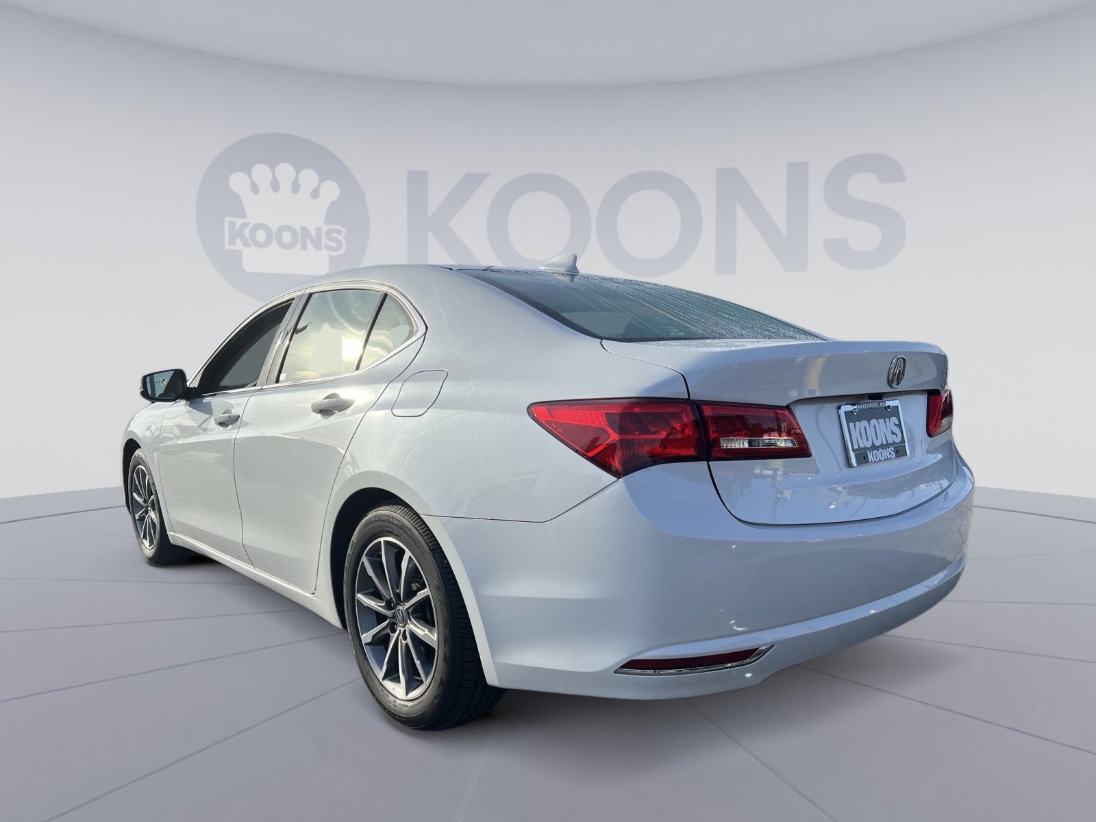 Used 2020 Acura TLX image 5