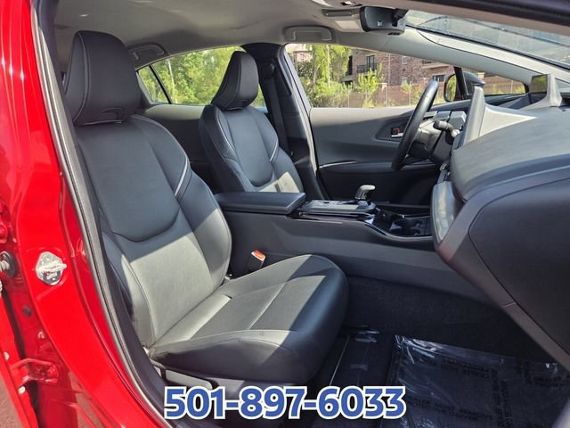 Used 2025 Toyota Prius XLE FWD image 15
