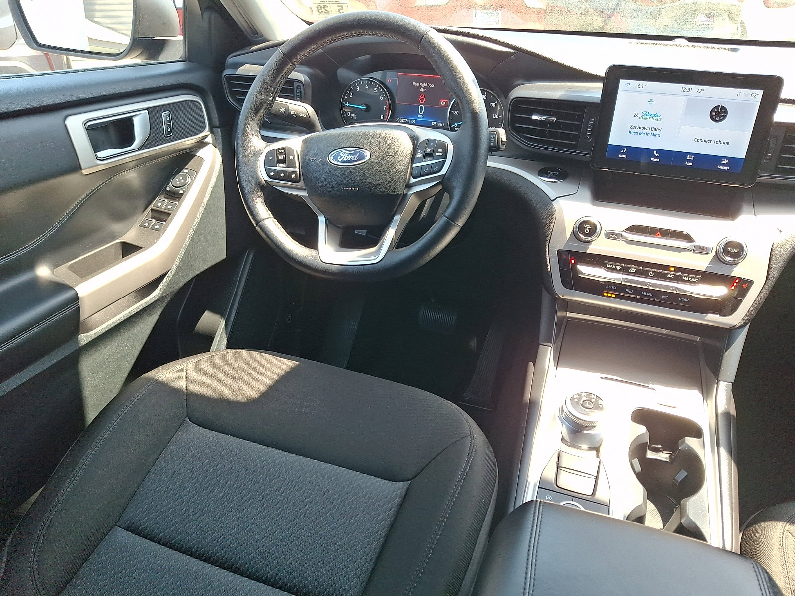 Certified 2024 Ford Explorer XLT AWD/4WD image 14