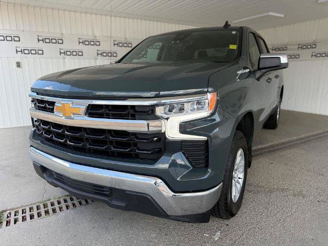 Used 2025 Chevrolet Silverado 1500 LT RWD image 30