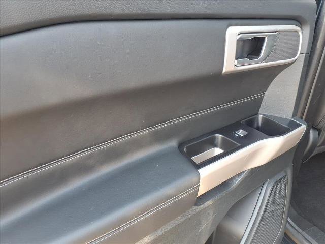 Certified 2023 Ford Explorer XLT w/ Equipment Group 202A AWD/4WD image 21