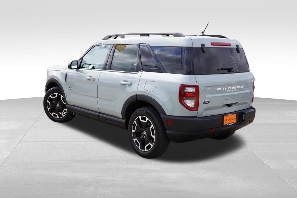 Certified 2023 Ford Bronco Sport Outer Banks w/ Tech Package AWD/4WD image 7