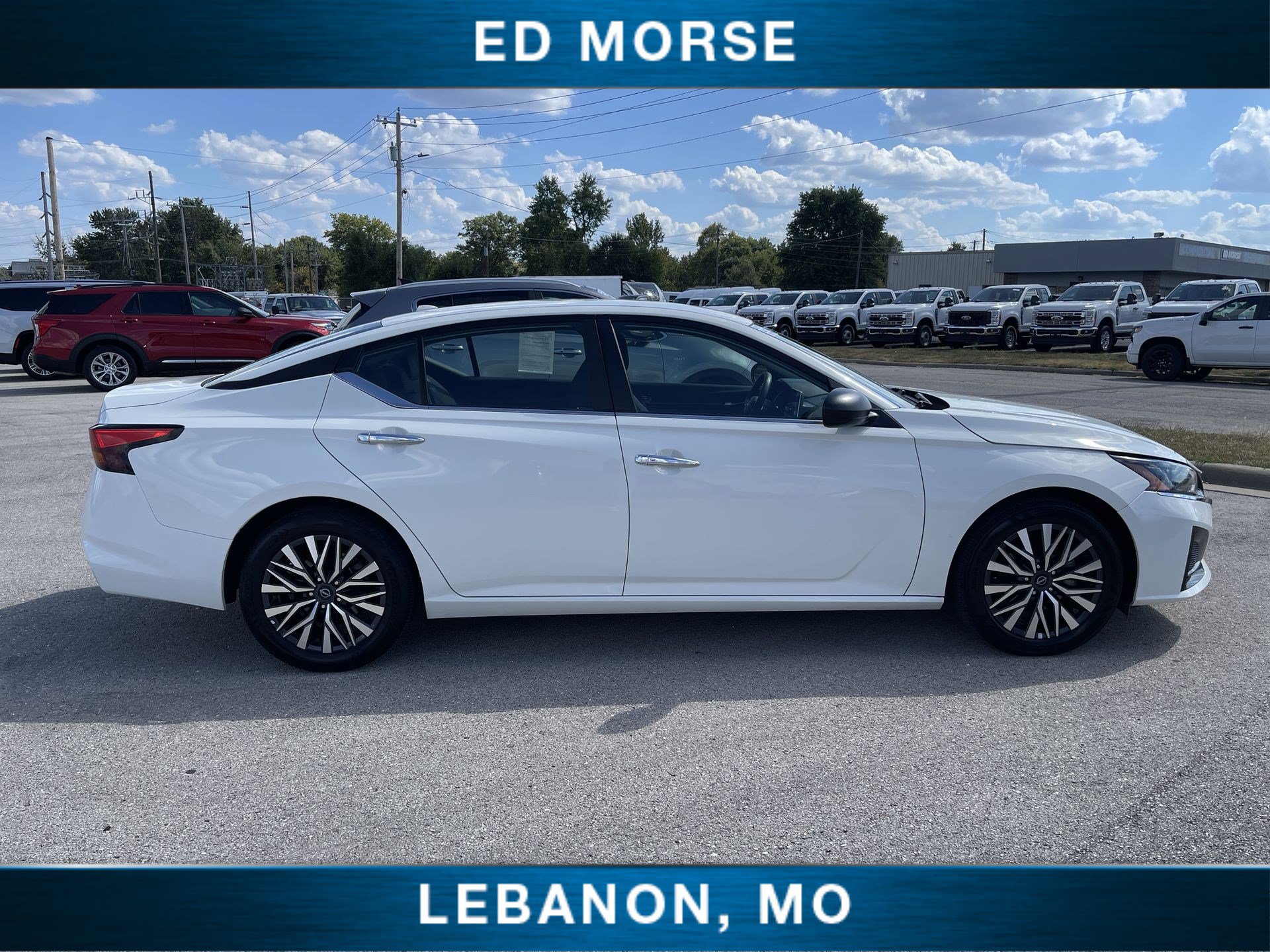 Used 2025 Nissan Altima 2.5 SV FWD image 9