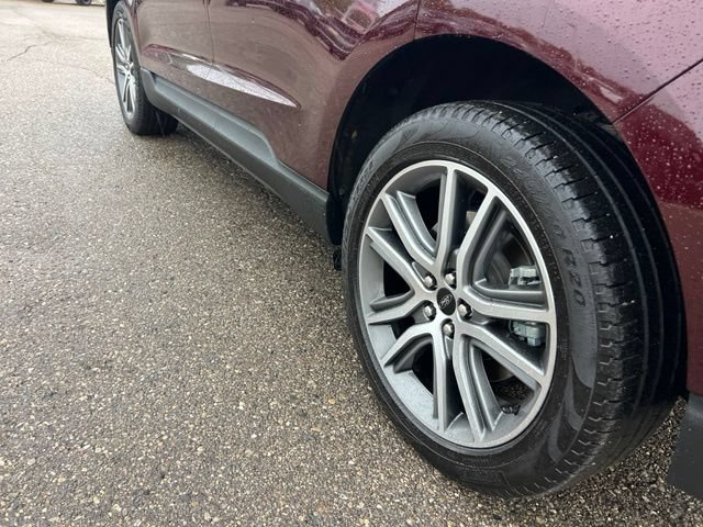 Certified 2024 Ford Edge Titanium w/ Equipment Group 301A AWD/4WD image 26